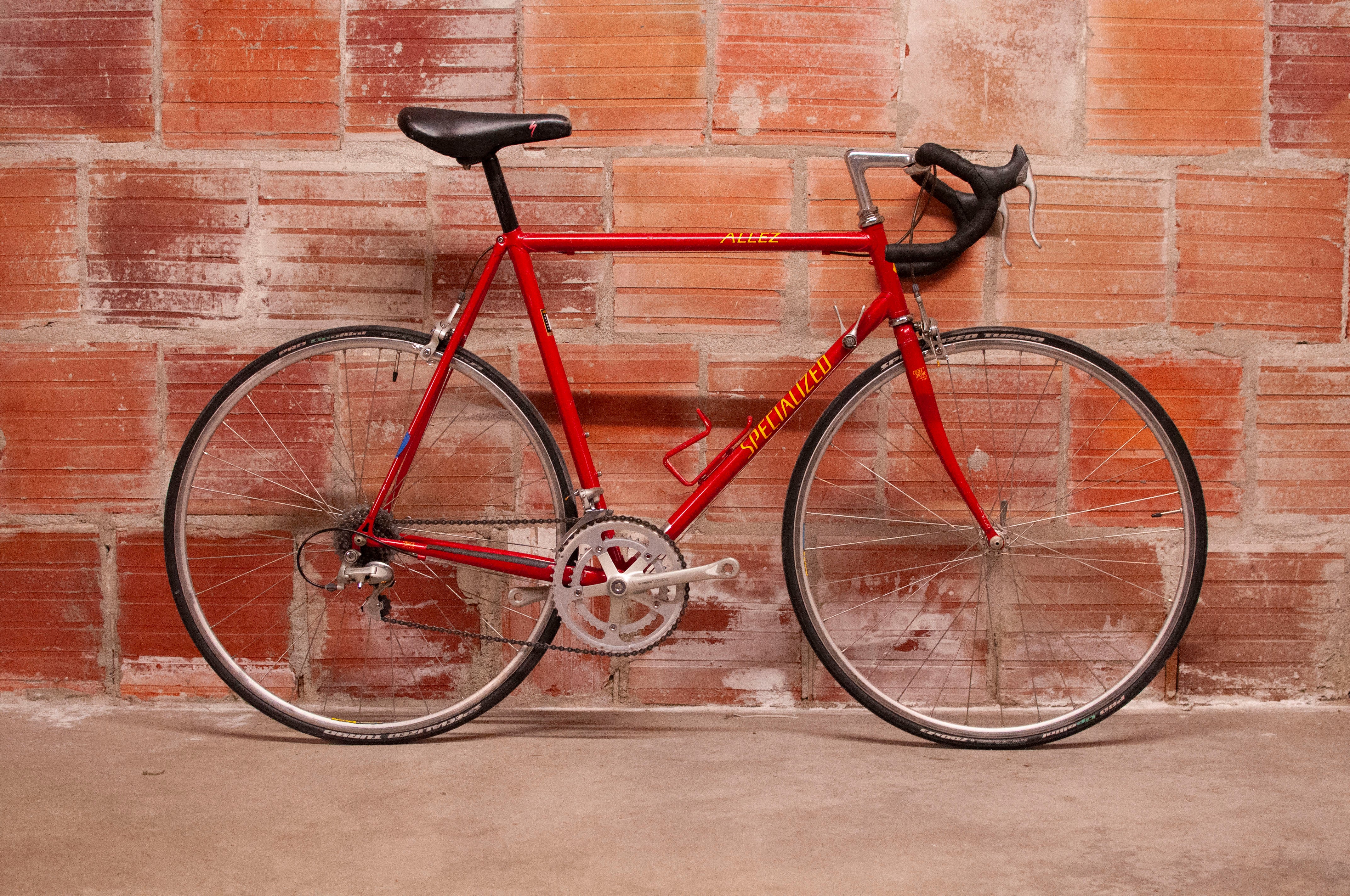 Red specialized allez road bike online