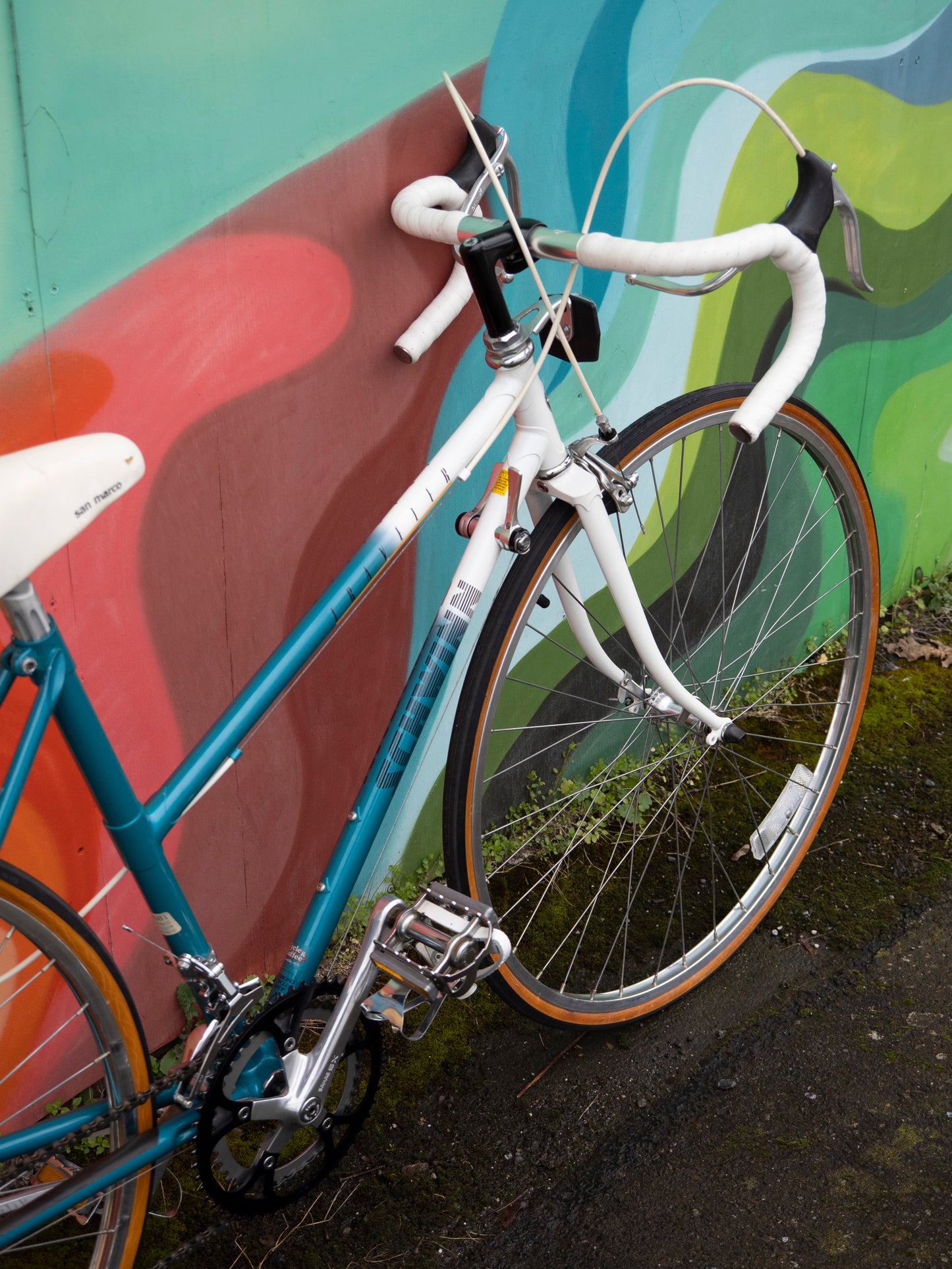 1988 Schwinn Traveler Vintage Road Bike, Step-Through, 19in/49cm, Teal Green & White Fade