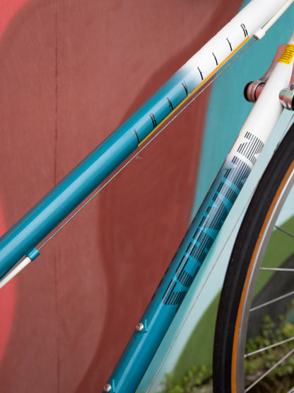 1988 Schwinn Traveler Vintage Road Bike, Step-Through, 19in/49cm, Teal Green & White Fade