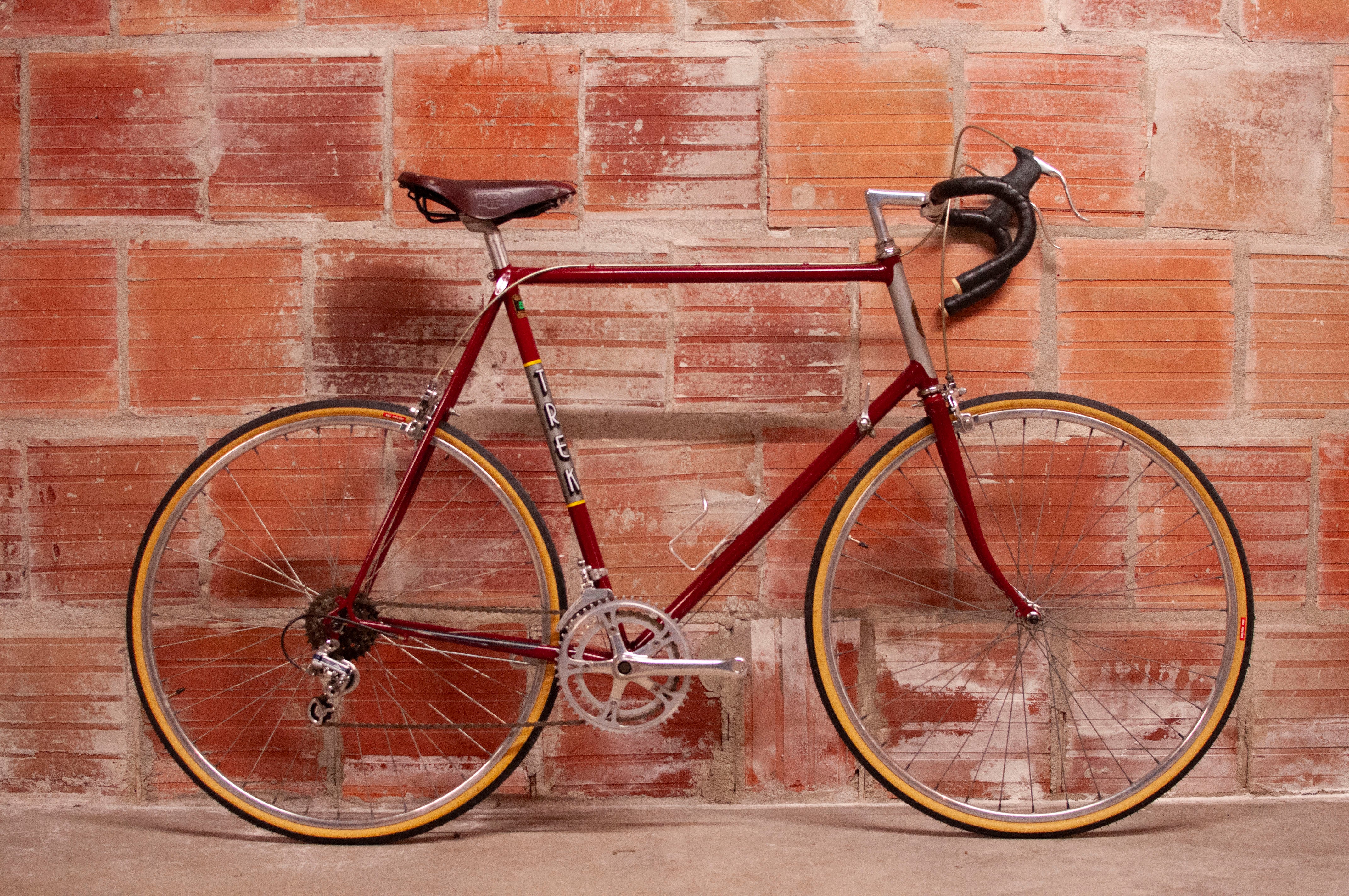 Trek 600 Vintage Road Bike 63 cm frame Dark Red and Grey